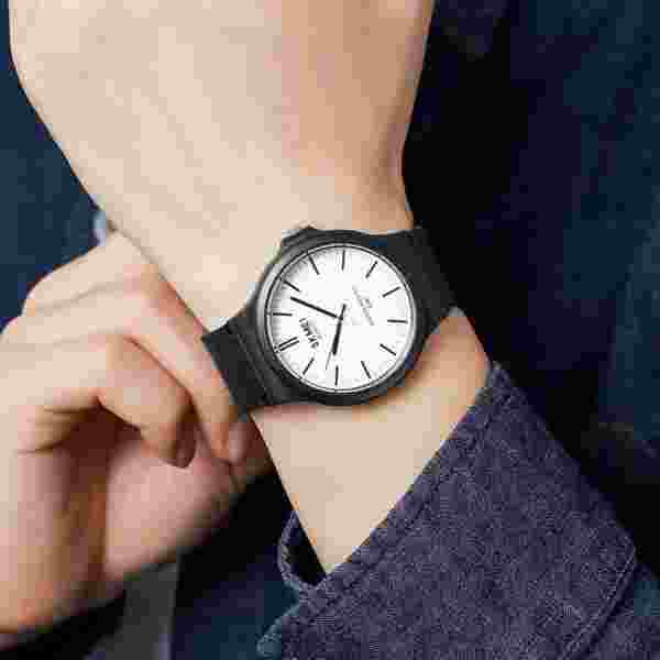SKMEI 2108 Mens Simple Waterproof Watch Casual Sports Quartz Men Wristwatch - Image 4