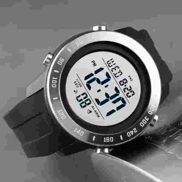 SKMEI 1524 Large Dial Sports Watch for Men - Image 3