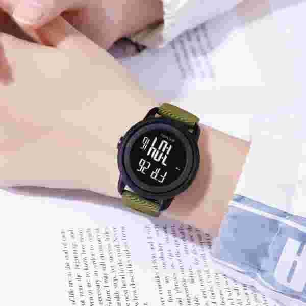 Skmei 2218 Multifunctional Digital Sports Watch for Men and Women (50M Waterproof) - Image 3