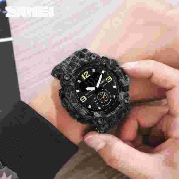 Skmei 1637 Digital Sport Watch for Men with Multiple Functions (50M Waterproof) - Image 3