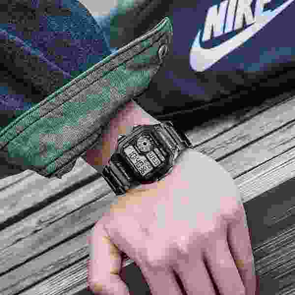 Skmei 1335 Dual Time Digital Sport Watch for Men with EL Backlight and 50M Water Resistance - Image 3
