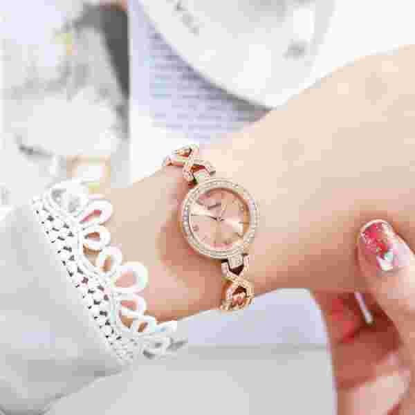 Skmei 1738 Rhinestone Mosaic Fashion Watch for Women - Image 6