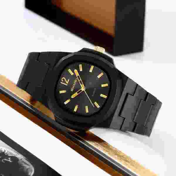 Skmei 2382 Textured Dial Fashion Quartz Watch for Men with 50M Waterproof (Multicolor Options) - Image 4