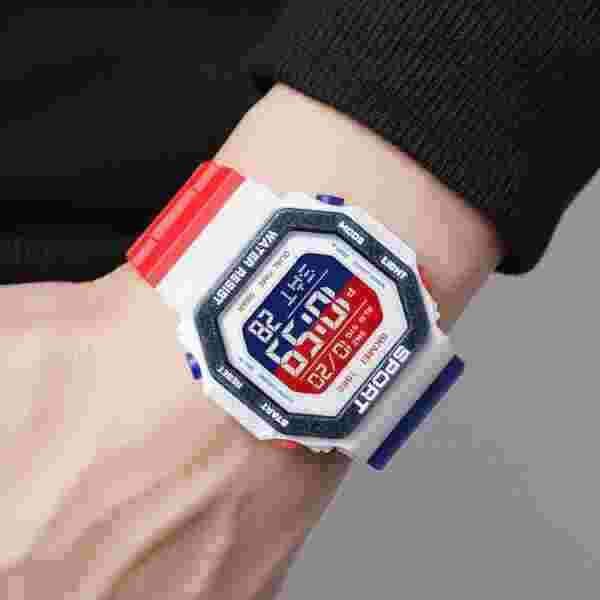Skmei 1988 Multifunctional Digital Sports Watch with Dual Time and Countdown (50M Waterproof) - Image 3