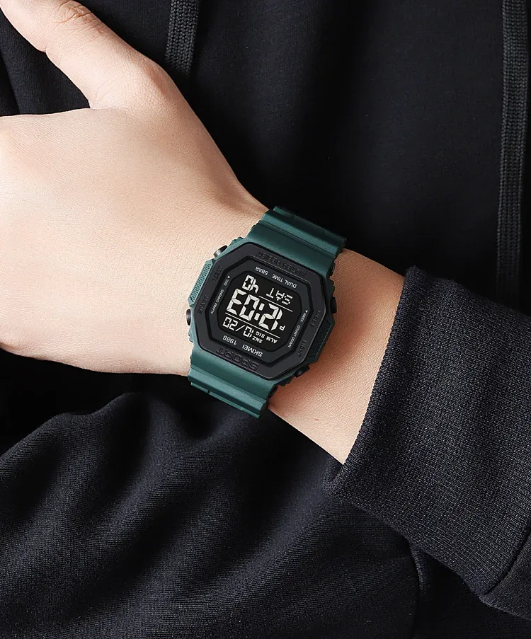 SKMEI Fashion Digital Sports Watch For Men Women 5Bar Waterproof Countdown Chrono Military Wristwatch and Bracelet Reloj Hombre