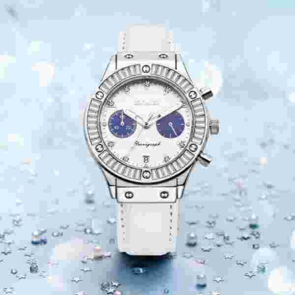 SKMEI Analog Quartz Watch for Women with Zircon Accents and Luminous Hands (KM-7081) - Image 3