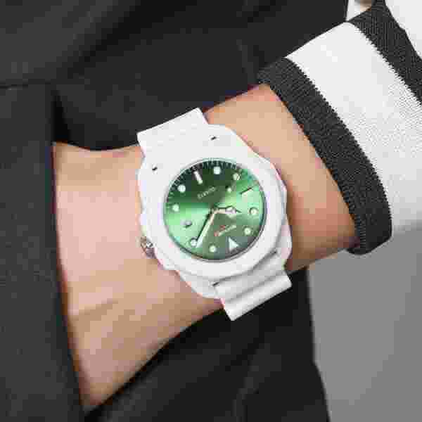 SKMEI 2393 Sports Quartz Watch for Men with Date Display (Multiple Colors) - Image 3