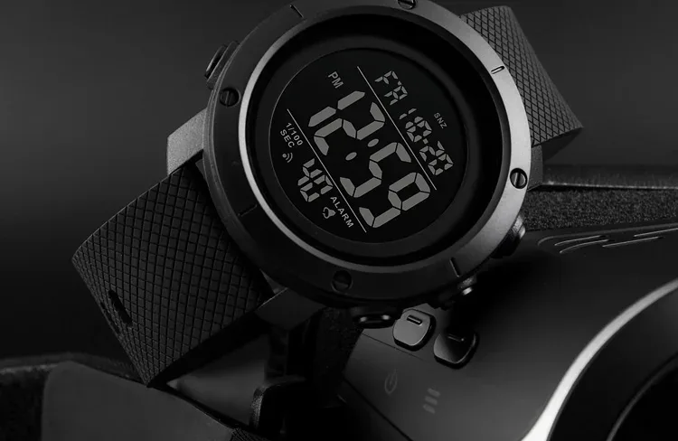 SKMEI Sport Watch Men Luxury Brand 5Bar Waterproof Watches Montre Men Alarm Clock Fashion Digital Watch Relogio Masculino 1426