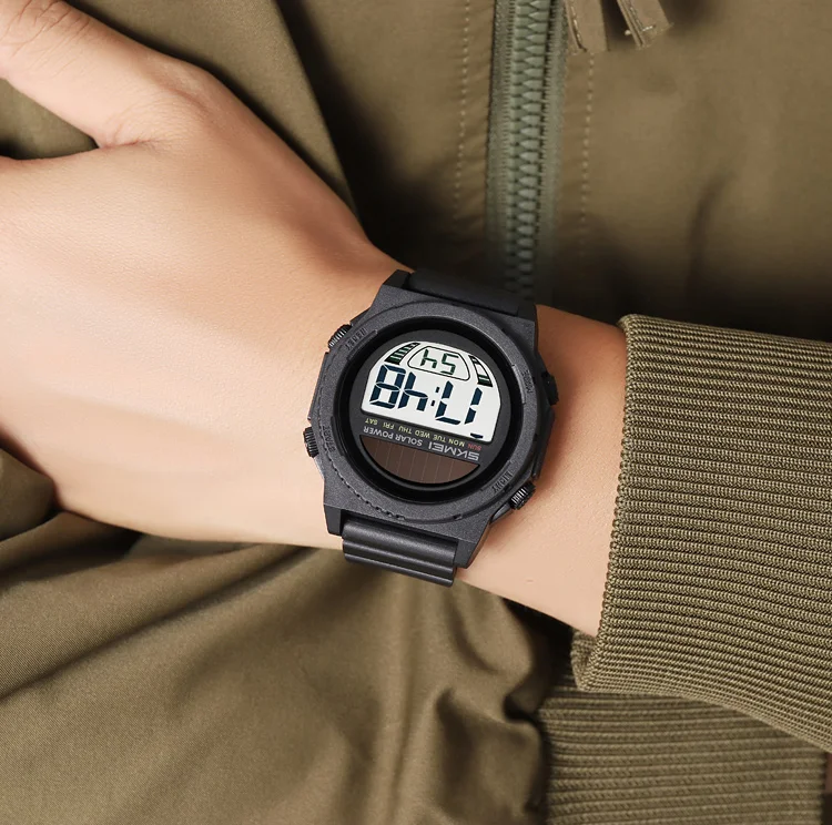 SKMEI Casual Solar Energy Digital Sports Electronic Watches For Men Women Fashion 5Bar Waterproof Chrono Wristwatch and Bracelet