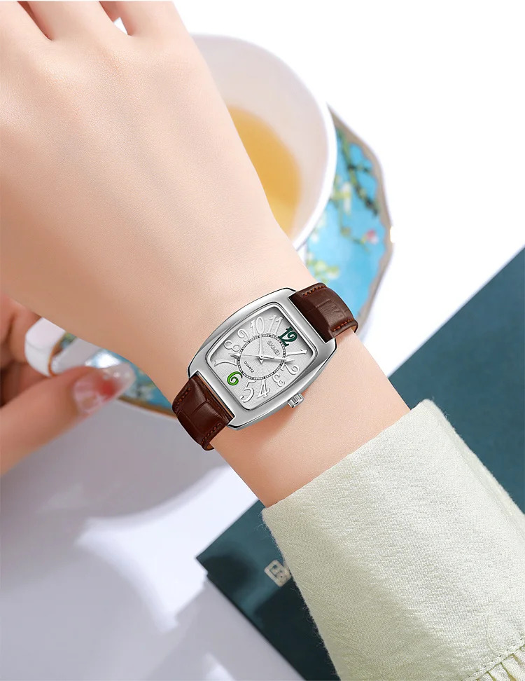 SKMEI Leisure Movement Quartz Watches For Men Women Simple Wristwatch Fashion Design Waterproof Elegant Lady Watch Reloj Hombre