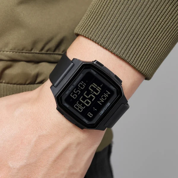Skmei 2515 Multifunctional Digital Sports Watch with Dual Time, Countdown, 5 Alarms (50M Waterproof) - Image 3