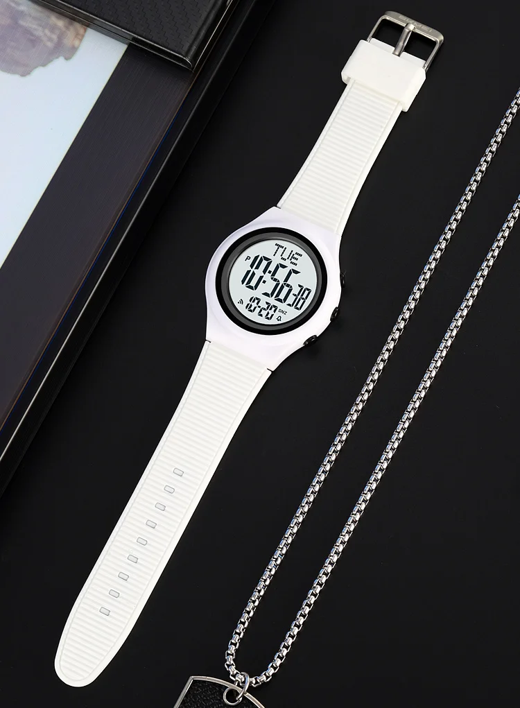 SKMEI Simple Alarm Chrono Digital Watch Count Down Military Sports Wristwatch For Men Women Waterproof Date Electronics Watches