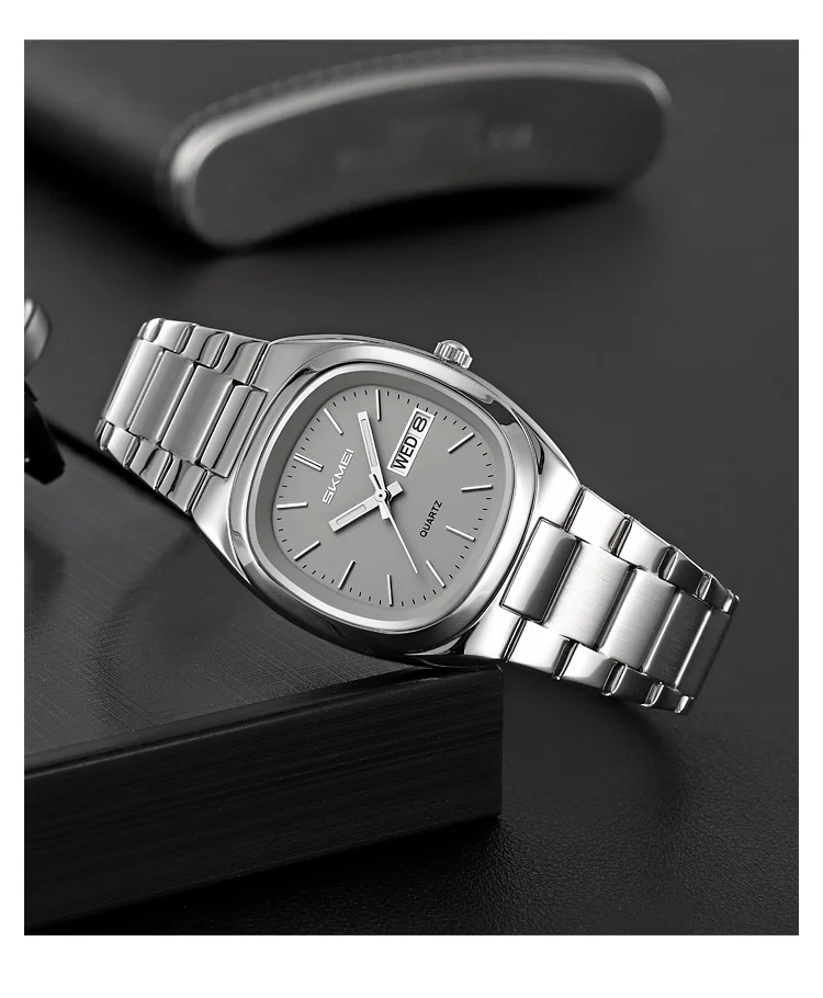 SKMEI Business Multifunctional Quartz Watches Fashion Week Date Watch For Men Women Waterproof Stainless Steel Strip Wristwatch